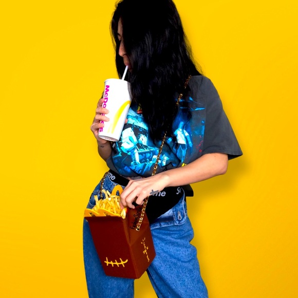 Travis Scott x Cactus Jack x McDonald’s Collaboration Smile Clutch crossbody bag - Picture 16 of 17